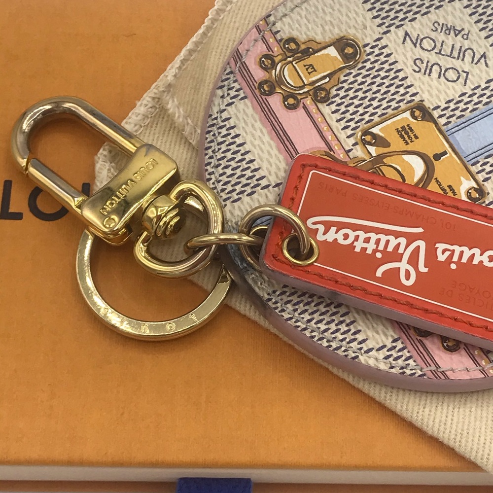 Louis Vuitton Checkered Key Holder with Gold and Red Accents - Picture 14 of 16